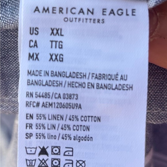 American Eagle Navy and White Striped Button-Up Shirt - Picture 4 of 5